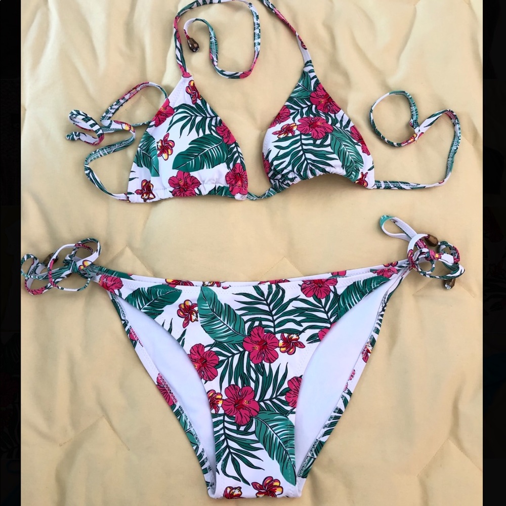 Hawaiian Print Bikini